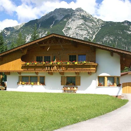 Ferienwohnung Haus Schiefer Leutasch Exterior foto